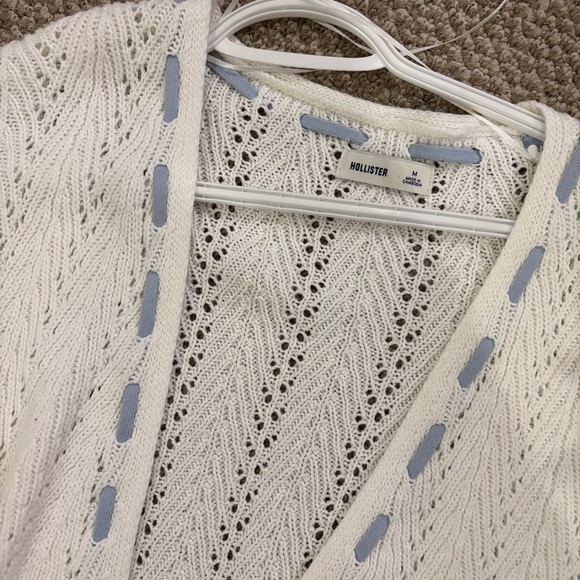 White and Blue Hollister Cardigan - Picture 2 of 3